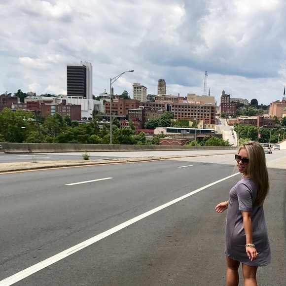 Meet your Posher, Mandi - Picture 3 of 5